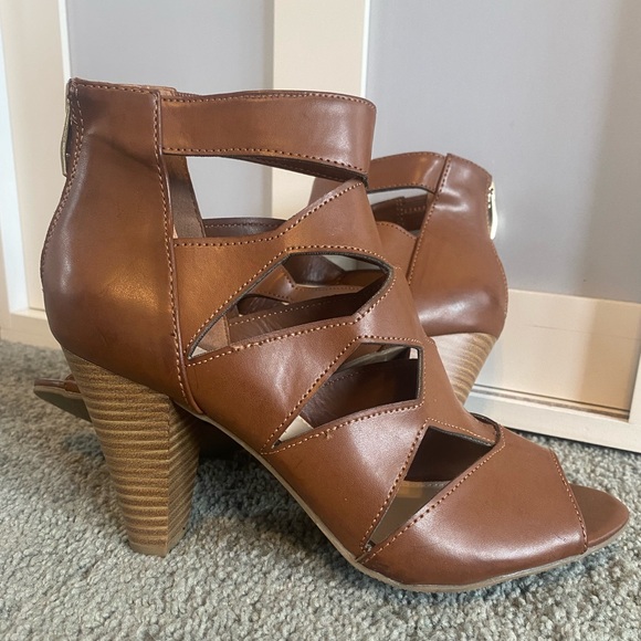 Brown Strappy Heeled Sandals - Picture 1 of 4